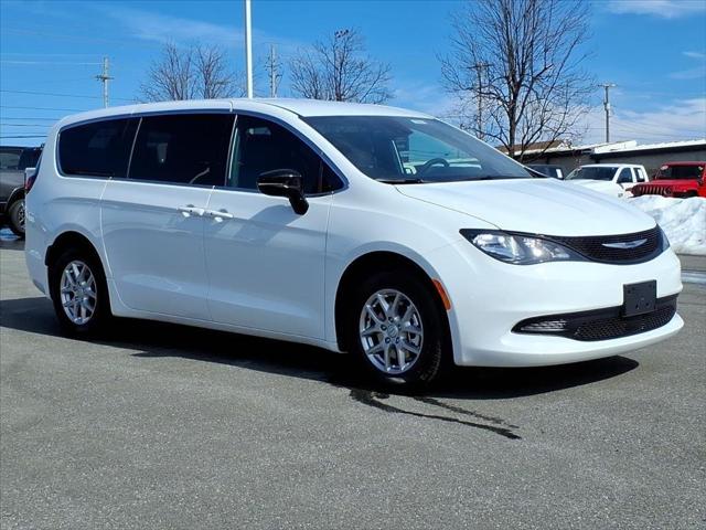 2026 Chrysler Voyager VOYAGER LX