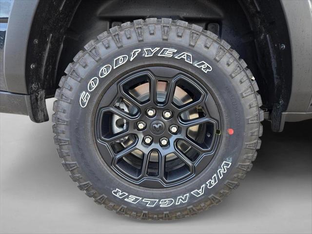 2026 Ram 1500 Rebel Crew Cab 4x4 5'7" Box