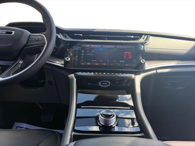 2026 Jeep Grand Cherokee Limited 4x2