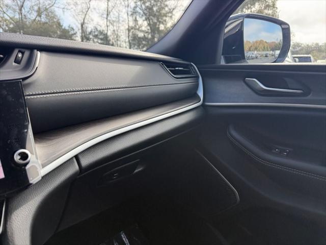 2026 Jeep Grand Cherokee Limited 4x2