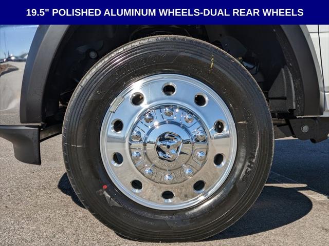 2026 RAM 5500 Chassis RAM 5500 TRADESMAN CHASSIS CREW CAB 4X4 60 CA