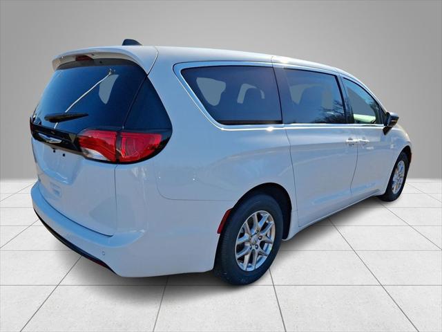 2026 Chrysler Voyager LX