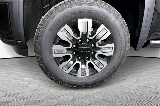 2026 GMC Sierra 3500HD Crew Cab, Long Bed, Denali, 4WD