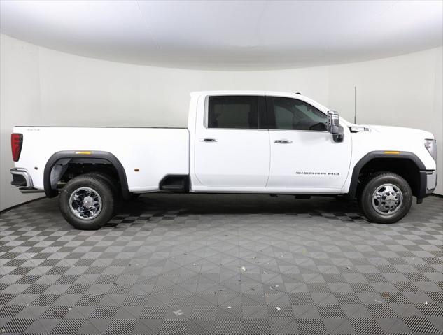 2026 GMC Sierra 3500HD Crew Cab, Long Bed, SLT Dual Rear Wheel, 4WD
