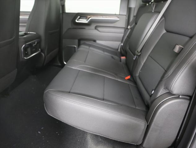 2026 GMC Sierra 3500HD Crew Cab, Long Bed, SLT Dual Rear Wheel, 4WD