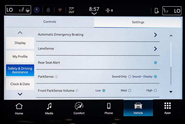 2026 Chrysler Pacifica Select AWD