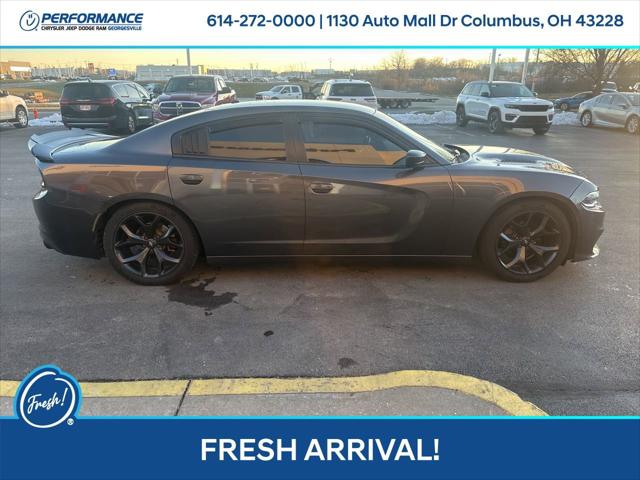 2020 Dodge Charger SXT RWD