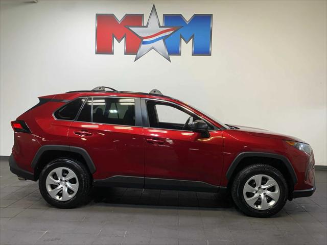 2019 Toyota RAV4 LE 2019 Toyota RAV4 LE