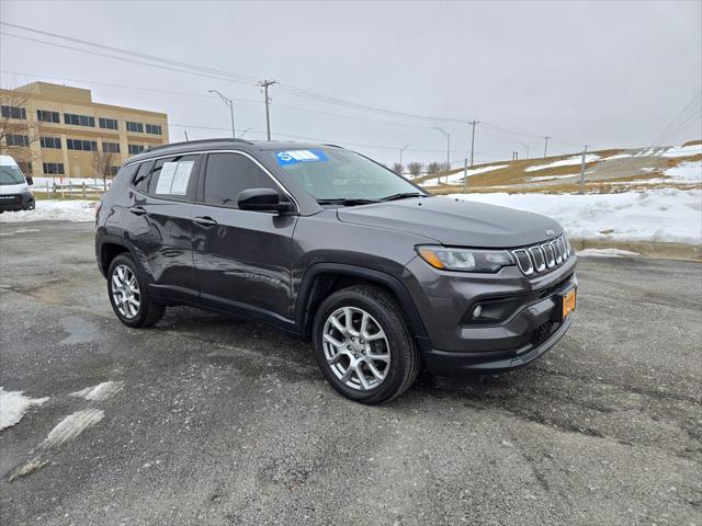 2022 Jeep Compass Latitude Lux 4x4