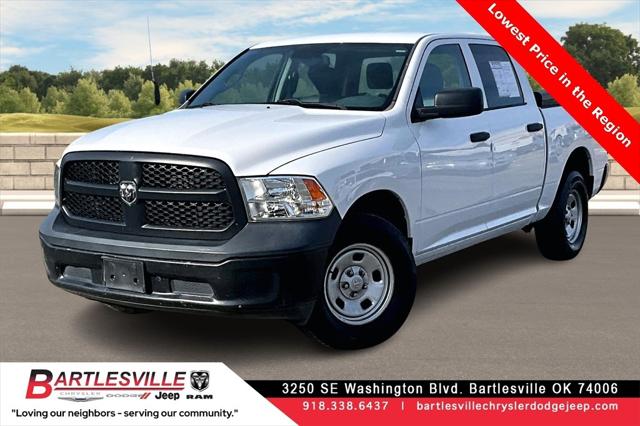 2017 RAM 1500 Tradesman Crew Cab 4x4 57 Box 2017 RAM 1500 Tradesman Crew Cab 4x4 57 Box
