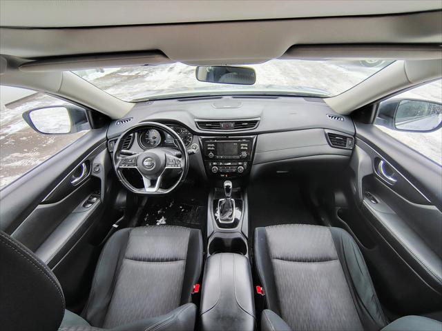 2017 Nissan Rogue SV 2017 Nissan Rogue SV