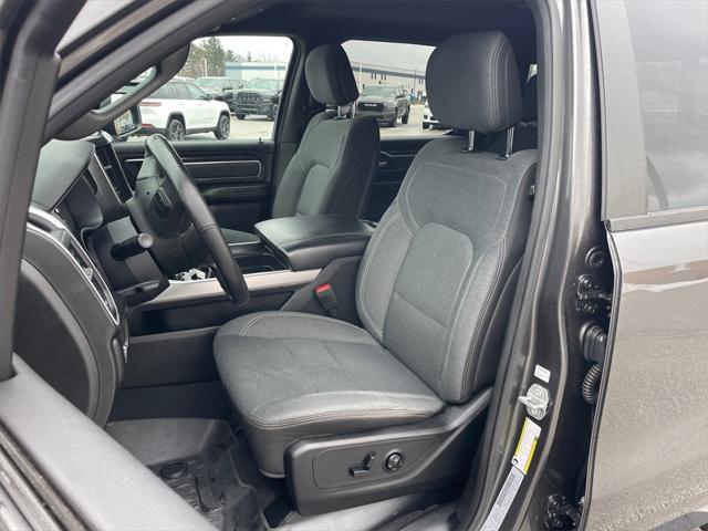 2019 RAM 1500 Big Horn/Lone Star Crew Cab 4x4 57 Box 2019 RAM 1500 Big Horn/Lone Star Crew Cab 4x4 57 Box