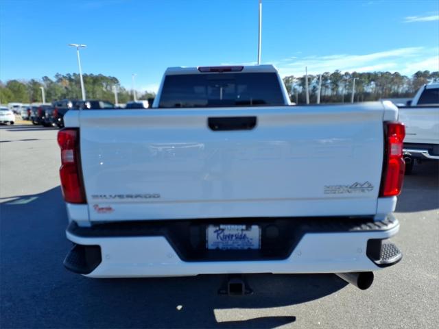 2022 Chevrolet Silverado 3500HD 4WD Crew Cab Long Bed High Country