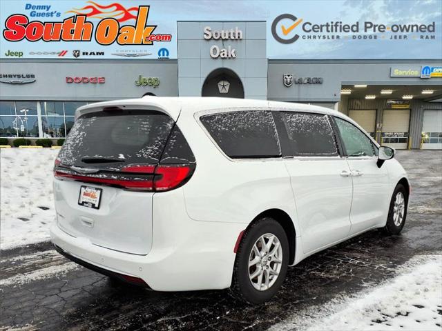 2023 Chrysler Pacifica Touring L