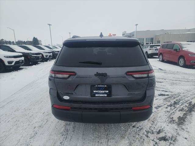 2023 Jeep Grand Cherokee L Altitude 4x4 2023 Jeep Grand Cherokee L Altitude 4x4