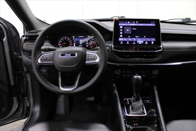 2022 Jeep Compass Altitude FWD