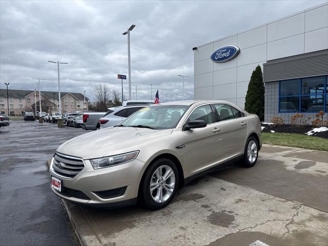 2018 Ford Taurus SE 2018 Ford Taurus SE