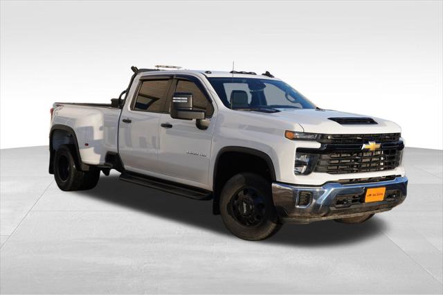 2024 Chevrolet Silverado 3500HD 4WD Crew Cab Long Bed Work Truck
