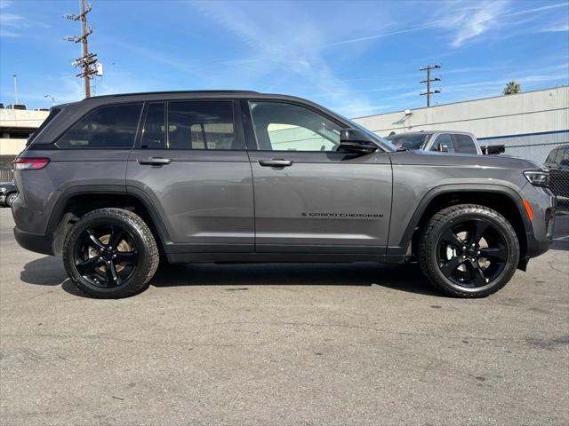 2023 Jeep Grand Cherokee Altitude 4x4