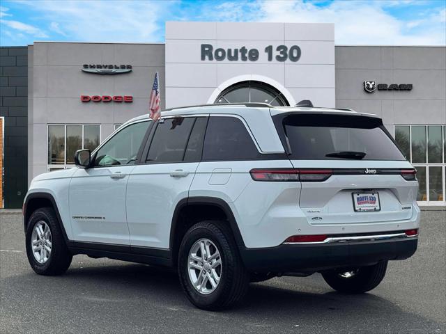 2023 Jeep Grand Cherokee Laredo 4x4