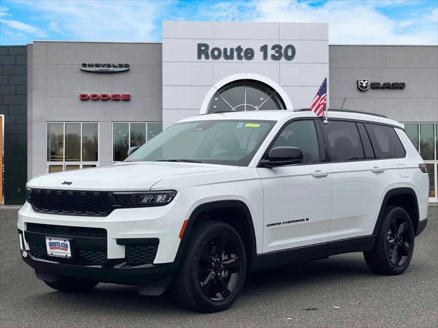 2023 Jeep Grand Cherokee L Altitude 4x4 2023 Jeep Grand Cherokee L Altitude 4x4