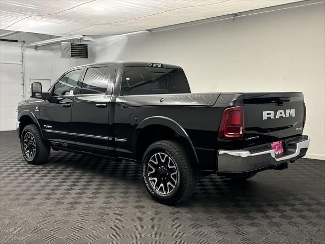 2025 RAM 3500 Limited Crew Cab 4x4 64 Box