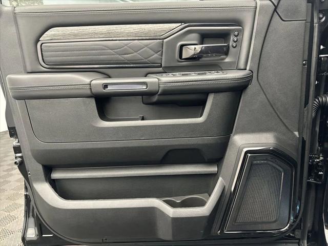 2025 Ram 3500 Limited Crew Cab 4x4 6'4" Box