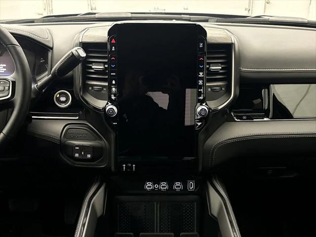 2025 Ram 3500 Limited Crew Cab 4x4 6'4" Box