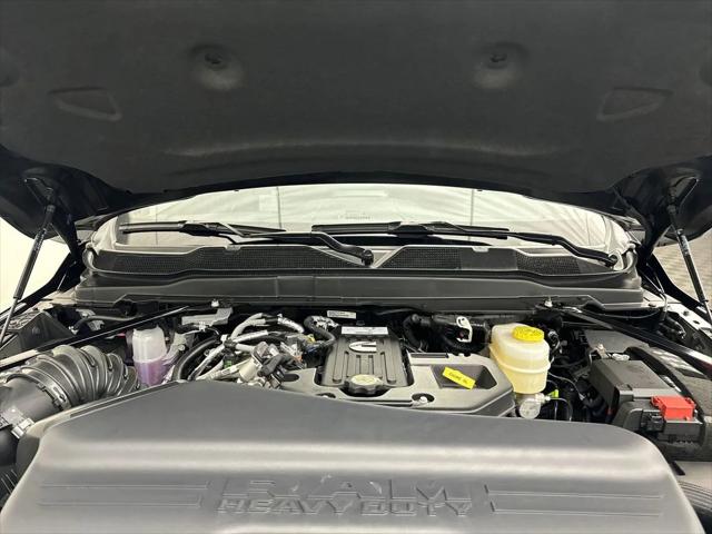 2025 Ram 3500 Limited Crew Cab 4x4 6'4" Box