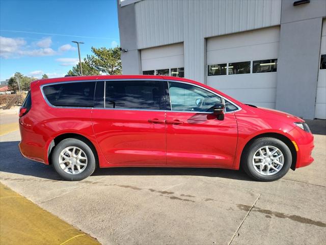 2026 Chrysler Voyager VOYAGER LX