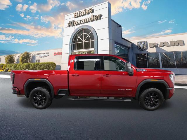 2024 GMC Sierra 2500HD 4WD Crew Cab Standard Bed AT4