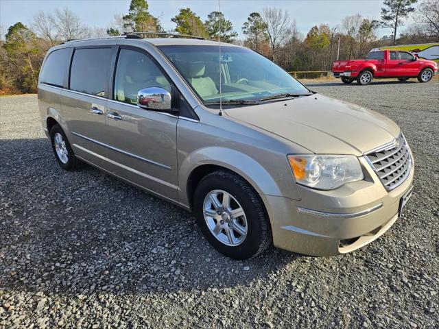 2008 Chrysler Town and Country Limited