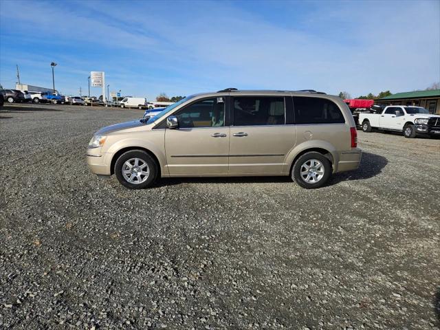 2008 Chrysler Town and Country Limited
