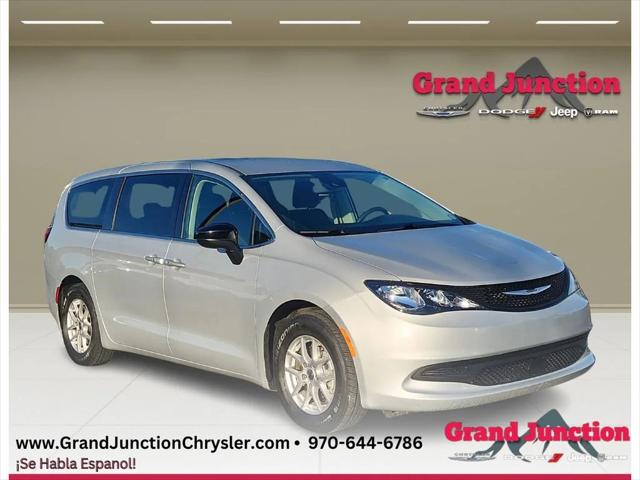 2024 Chrysler Voyager LX