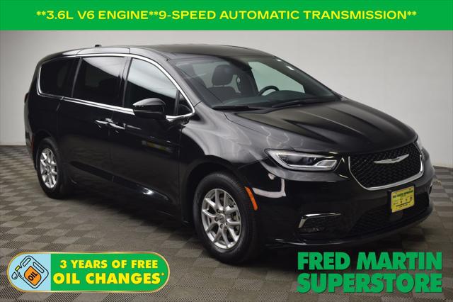 2023 Chrysler Pacifica Touring