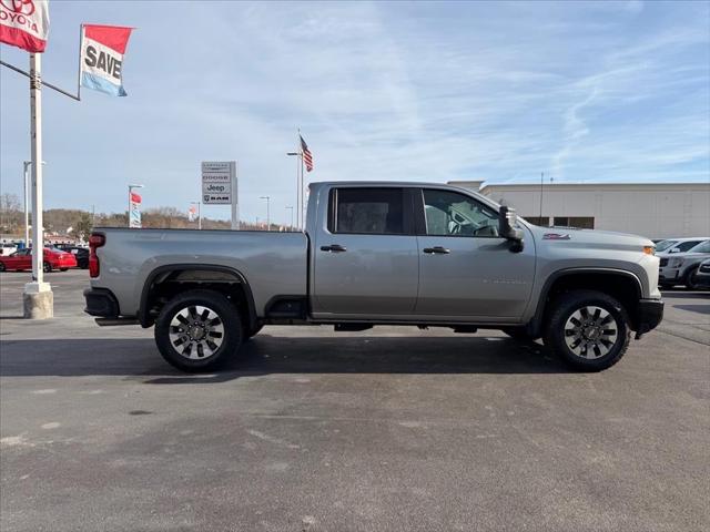 2025 Chevrolet Silverado 2500HD 4WD Crew Cab Standard Bed Custom