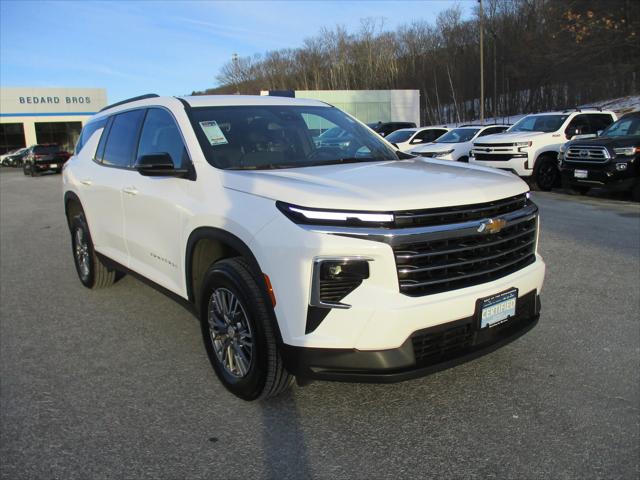 2025 Chevrolet Traverse AWD LT