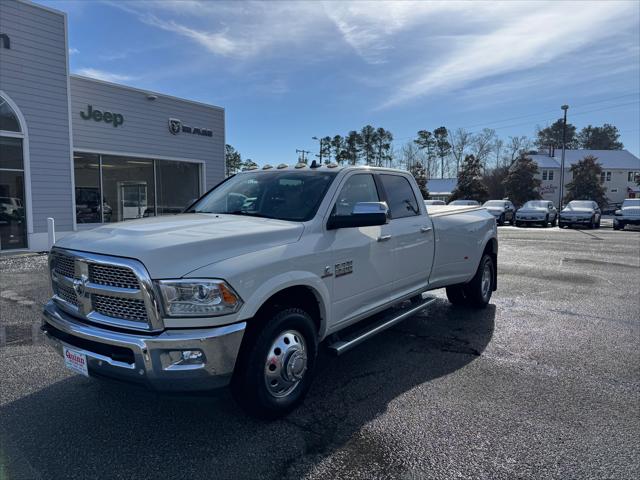 2017 RAM 3500 Laramie Crew Cab 4x2 8 Box 2017 RAM 3500 Laramie Crew Cab 4x2 8 Box