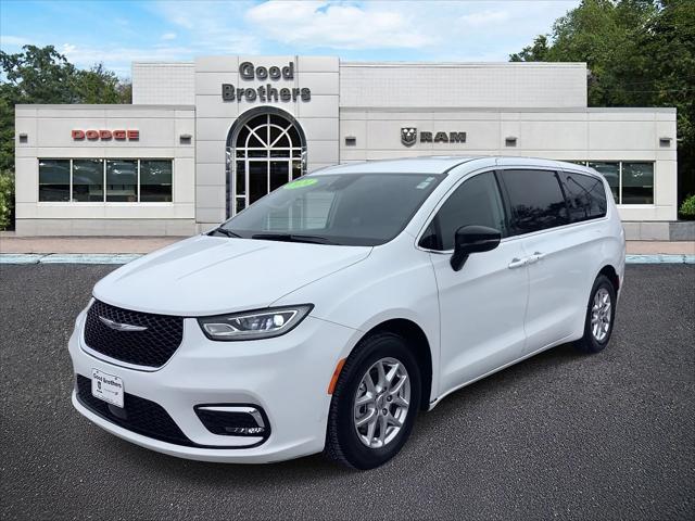 2024 Chrysler Pacifica Touring L for sale in South Weymouth, MA