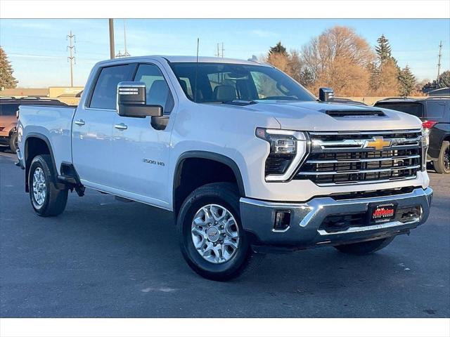 2025 Chevrolet Silverado 3500HD 4WD Crew Cab Standard Bed LTZ