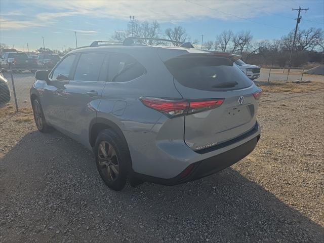 2023 Toyota Highlander Hybrid XLE Bronze