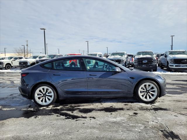 2022 Tesla Model 3 Long Range Dual Motor All-Wheel Drive 2022 Tesla Model 3 Long Range Dual Motor All-Wheel Drive