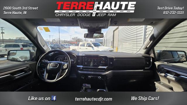 2023 GMC Sierra 1500 4WD Crew Cab Short Box SLT