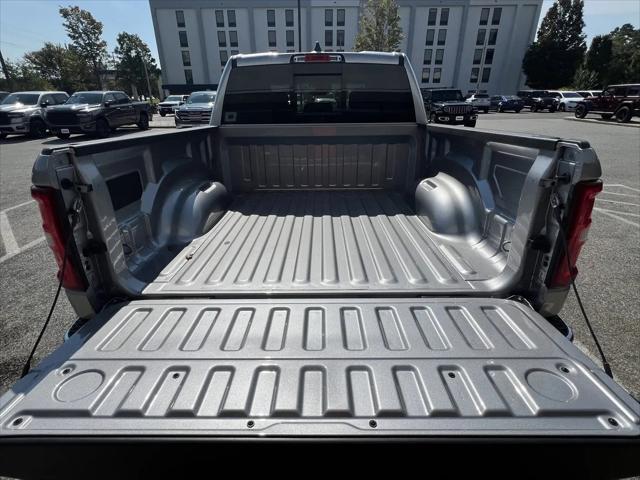 2025 Ram 1500 Big Horn Crew Cab 4x4 5'7" Box