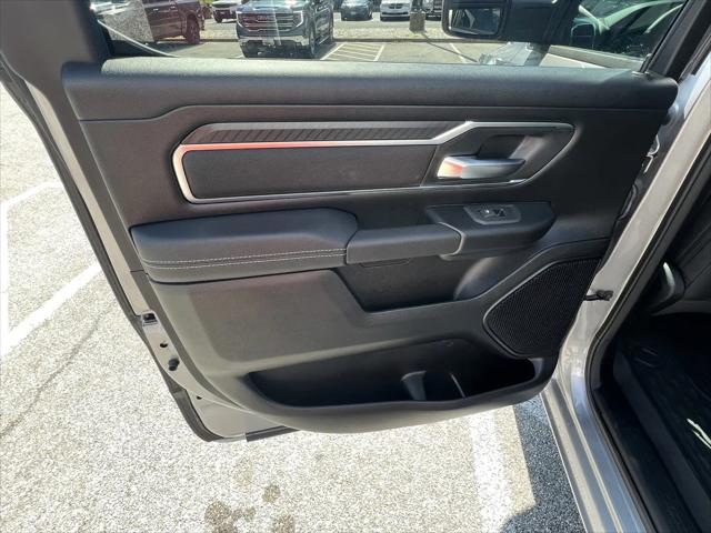 2025 Ram 1500 Big Horn Crew Cab 4x4 5'7" Box
