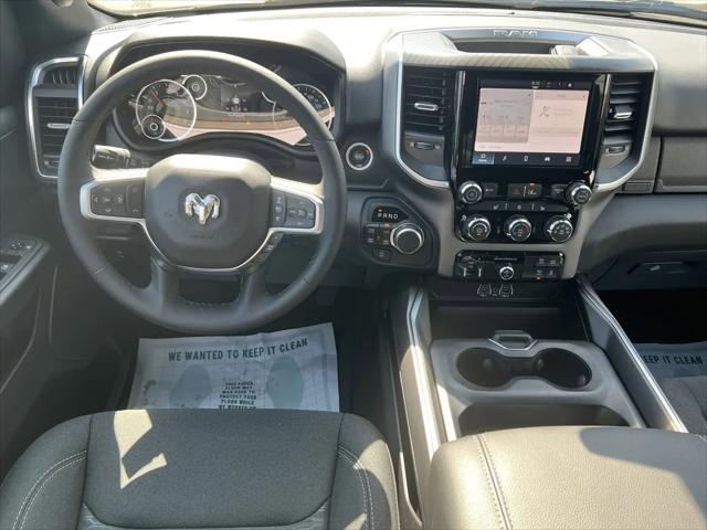 2025 Ram 1500 Big Horn Crew Cab 4x4 5'7" Box