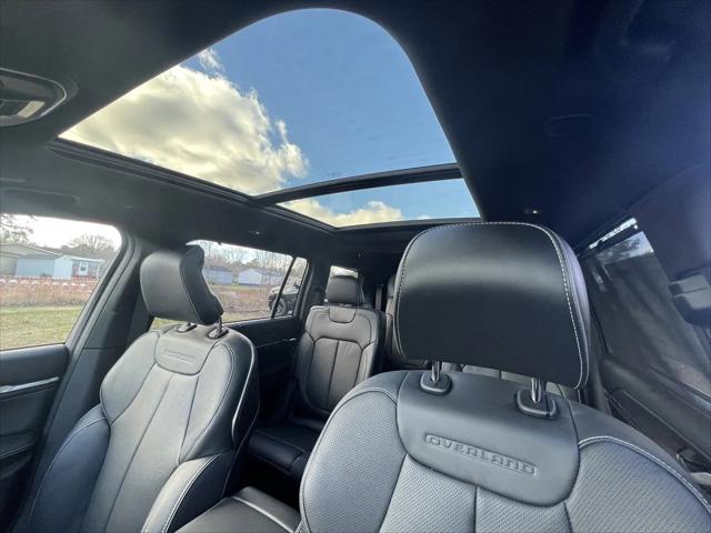 2025 Jeep Grand Cherokee L Overland 4x4