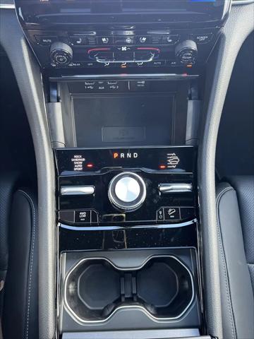 2025 Jeep Grand Cherokee L Overland 4x4