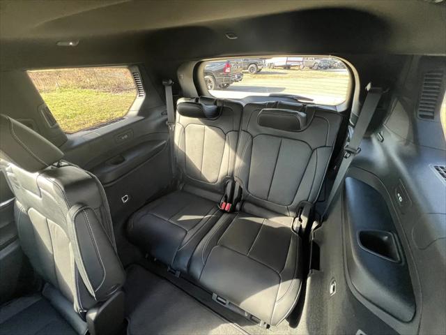2025 Jeep Grand Cherokee L Overland 4x4