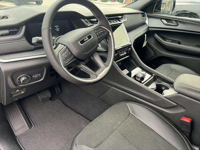 2025 Jeep Grand Cherokee L Altitude X 4x4